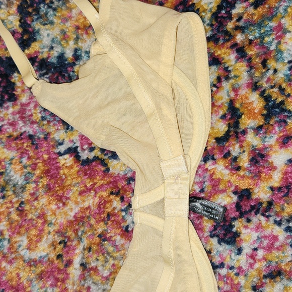 Out from under Urban outfitters unlined  underwire Bra size 34 B - Picture 9 of 10